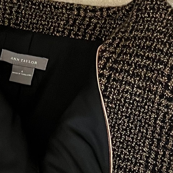 VTG Ann Taylor 100% Virgin Wool Window Plaid Jacket - Picture 10 of 13